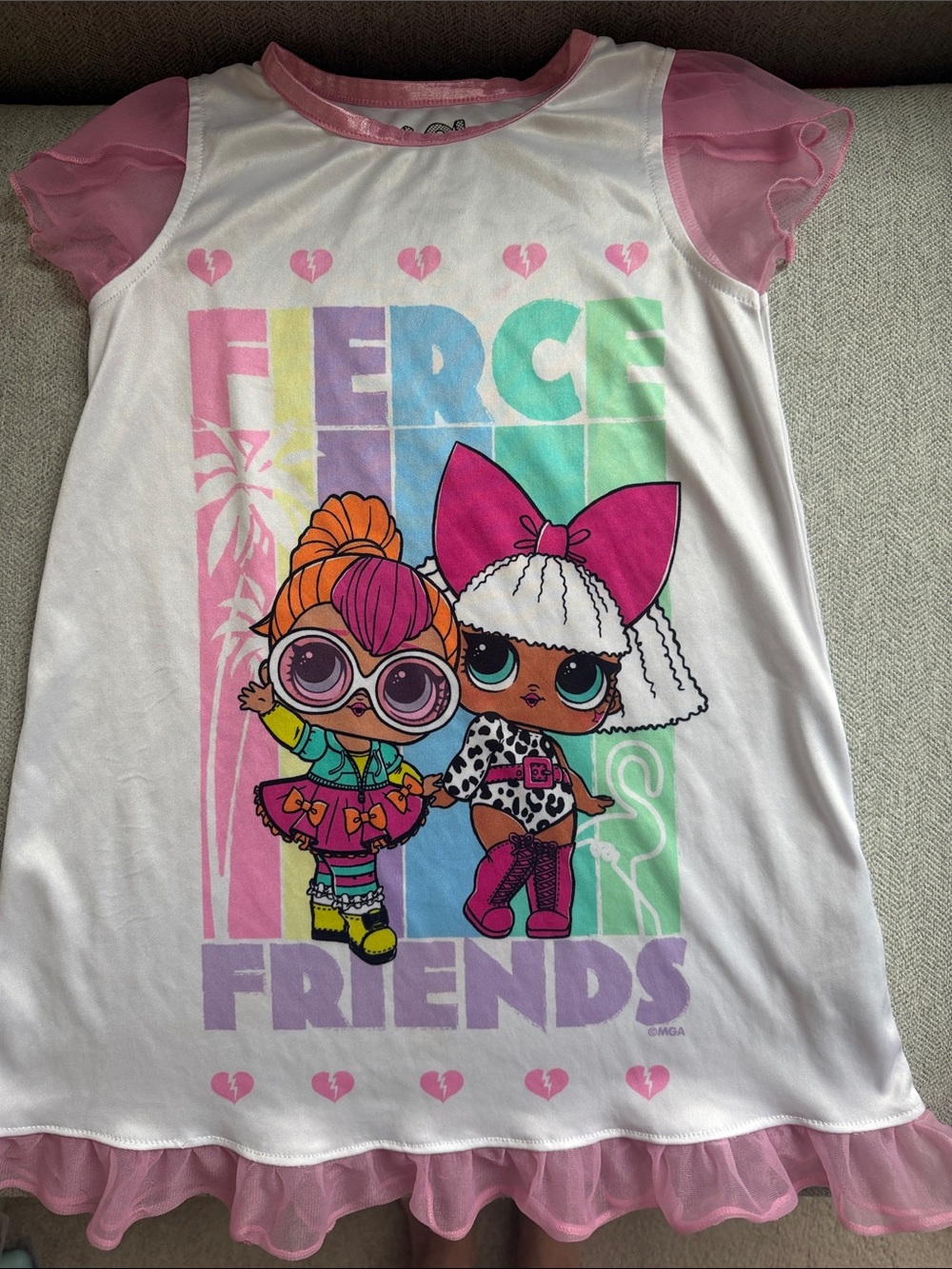 L.O.L. Surprise! 4t EUC White Nightgown with Pink Accents and Multicolor Graphic
